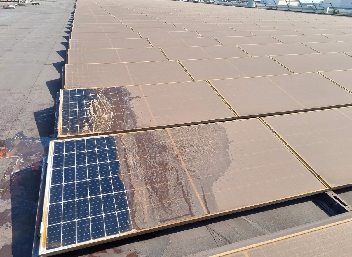 Nettoyage de panneaux solaires