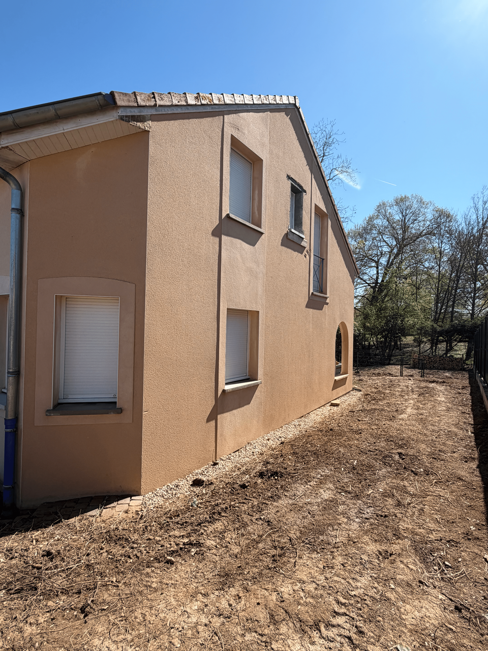 Nettoyage et démoussage d'enduit de façade à Lorry-lès-Metz